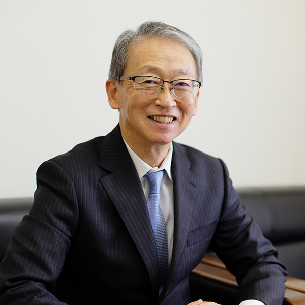 昭栄工業株式会社　代表取締役社長　長坂敏正